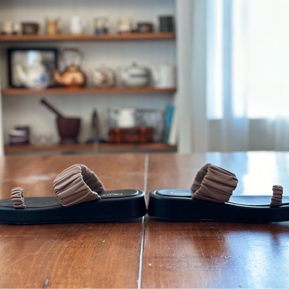 Elleme Amor Platform Sandal Size EU39 - Picture 3 of 5